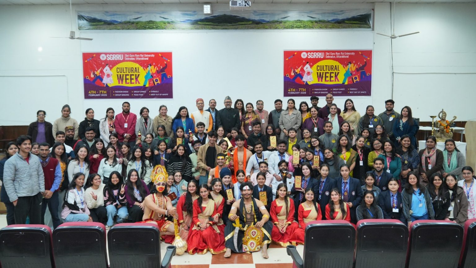 श्री गुरु राम राय विश्वविद्यालय में सांस्कृतिक सप्ताह का रंगारंग प्रस्तुतियों के साथ भव्य समापन