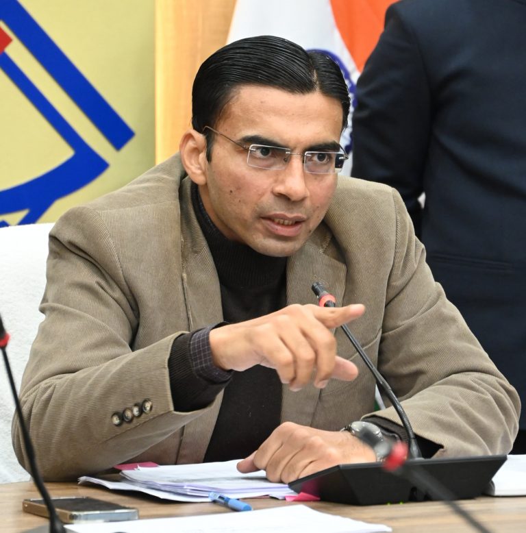 डीएम सविन बंसल के निर्देशों पर सेलाकुई-सिडकुल औद्योगिक क्षेत्रों में धारा 163 लागू
