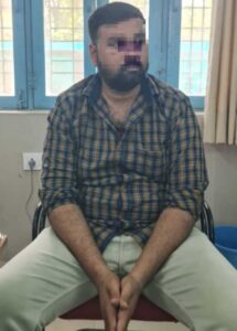 भ्रष्टाचार:₹50 हजार रिश्वत लेते रंगे हाथ JE गिरफ्तार..विजिलेंस ने किया ट्रैप..
