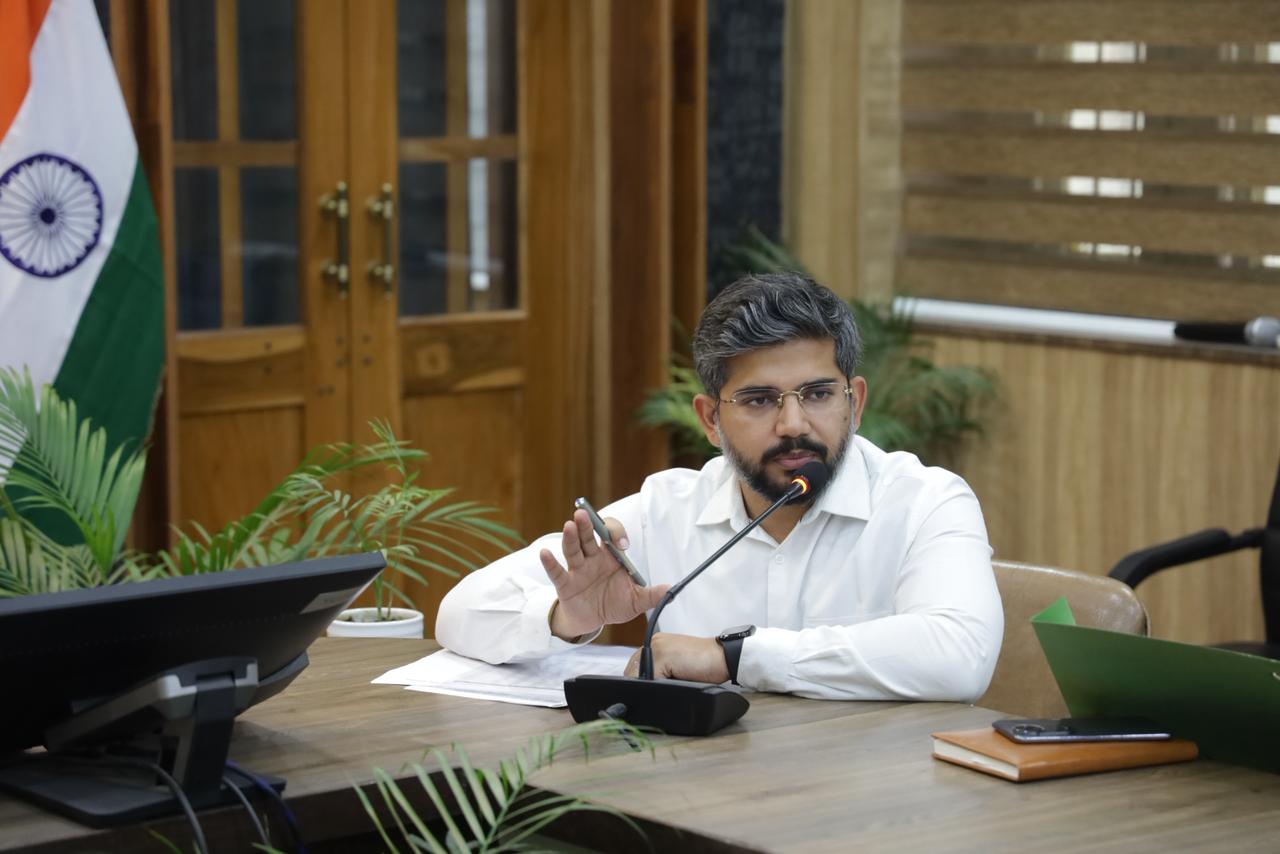 सर्वोच्च न्यायालय के निर्देशों पर एक्शन मोड में प्रशासन, कार्यस्थल और सार्वजनिक स्थान महिलाओं के लिए हो सुरक्षित