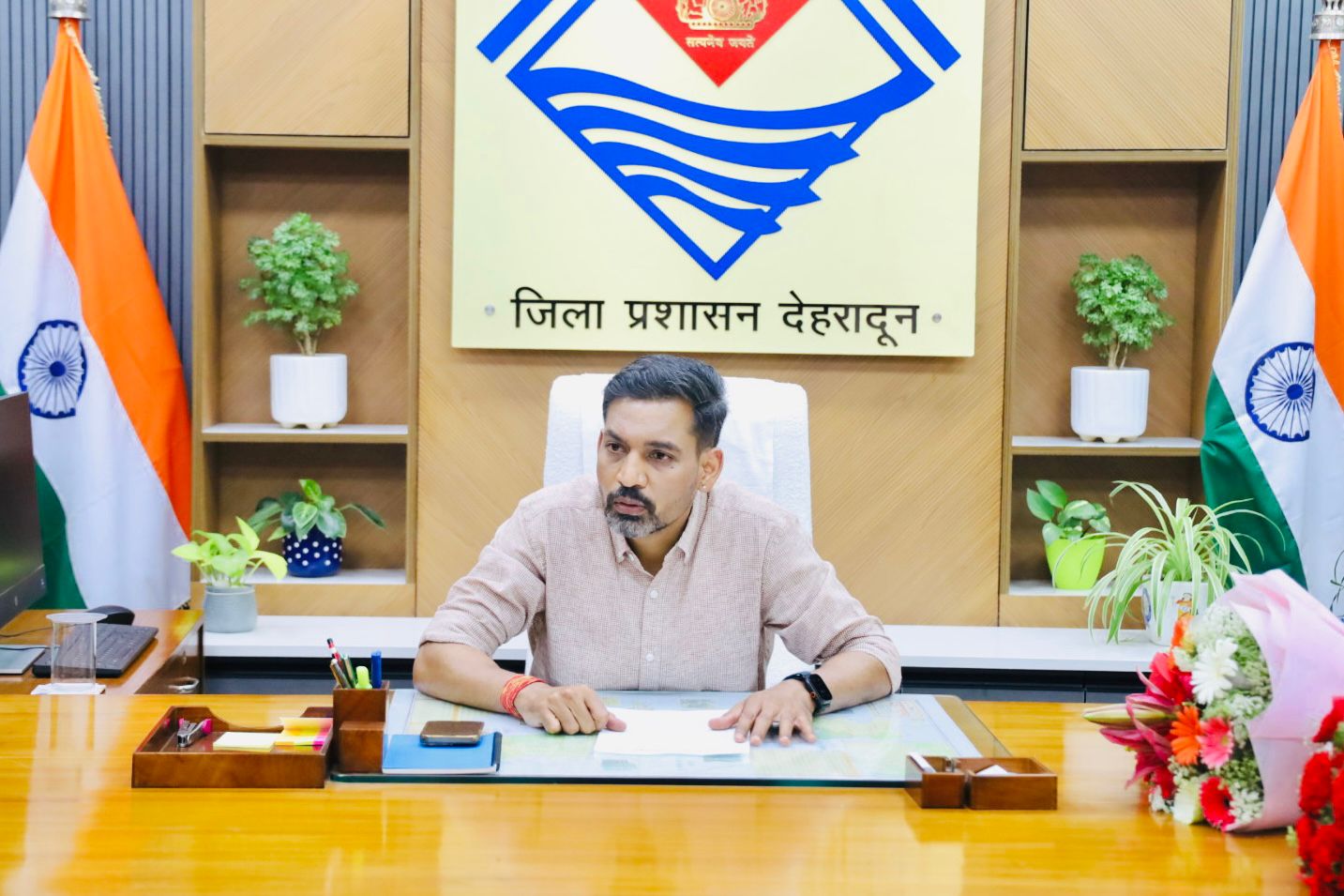 जन अपेक्षाओं के अनुरूप परिणाम देने पर रहेगा फोकस, योजनाओं का लाभ अंतिम व्यक्ति तक पहुंचे-डीएम डॉ. आशीष चौहान