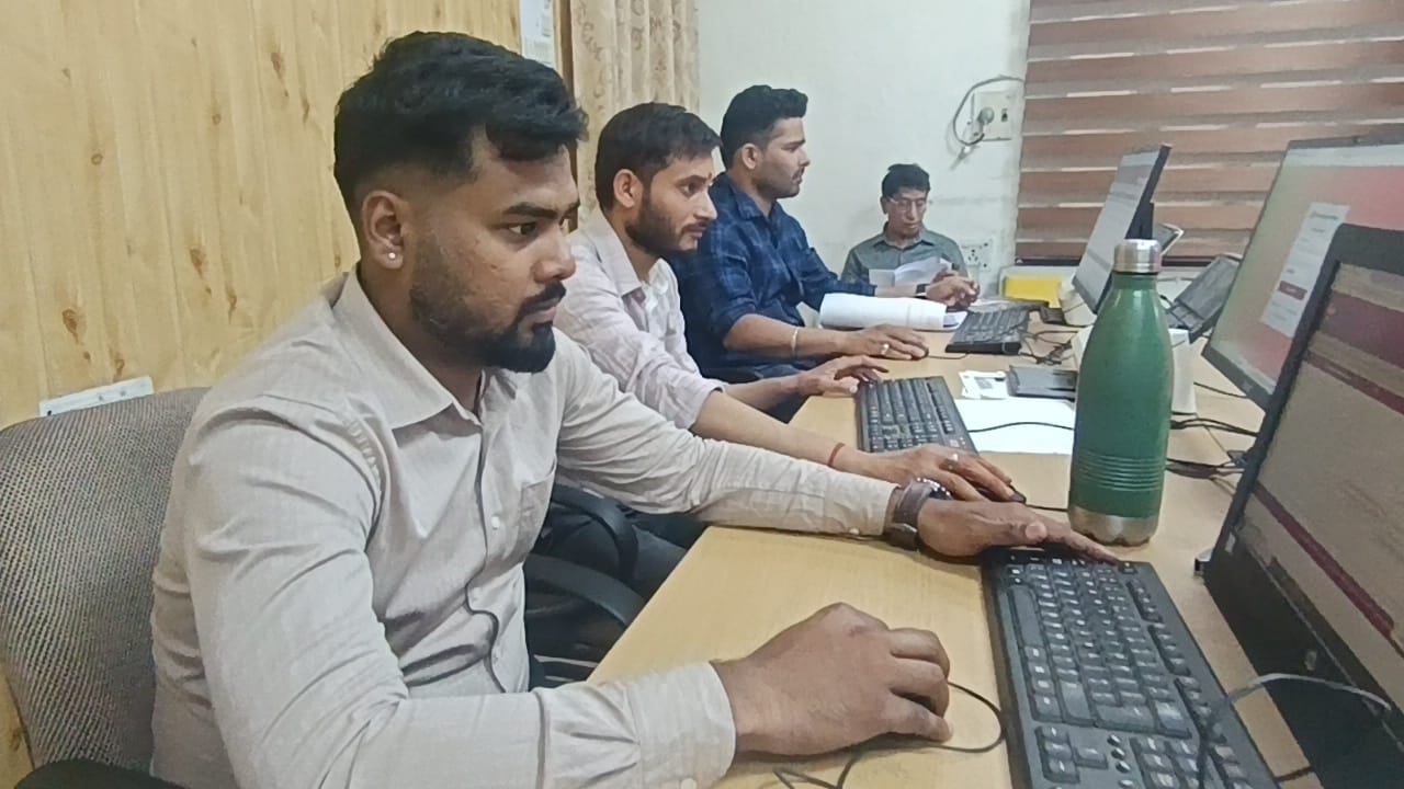 मुख्यमंत्री धामी की पहल से पेंशनरों के लिए जीवन प्रमाण का सत्यापन करना हुआ आसान