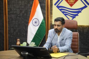 हर पात्र मतदाता का नाम सूची में सुनिश्चित करने के लिए जिला प्रशासन पूरी तरह सक्रियः डॉ0 आशीष चौहान