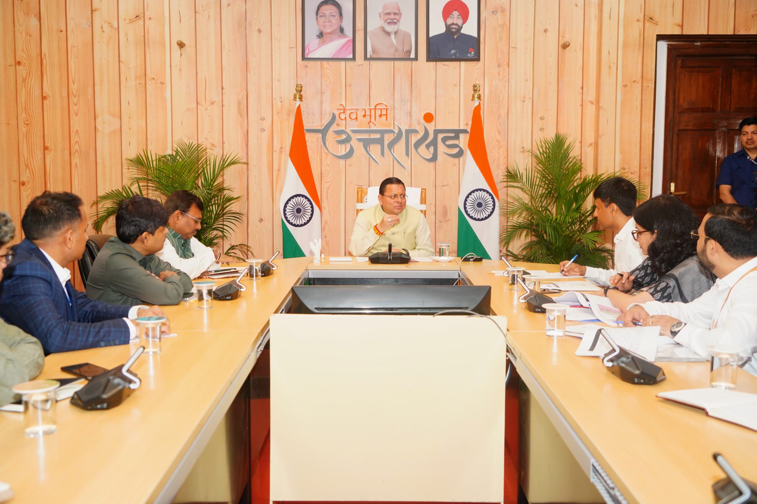 मुख्यमंत्री ने नीति आयोग की टीम के साथ राज्य के विकास के विभिन्न विषयों पर की विस्तृत चर्चा
